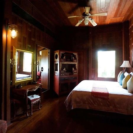 Hotel Baan Sang Pathum à Rawai Extérieur photo