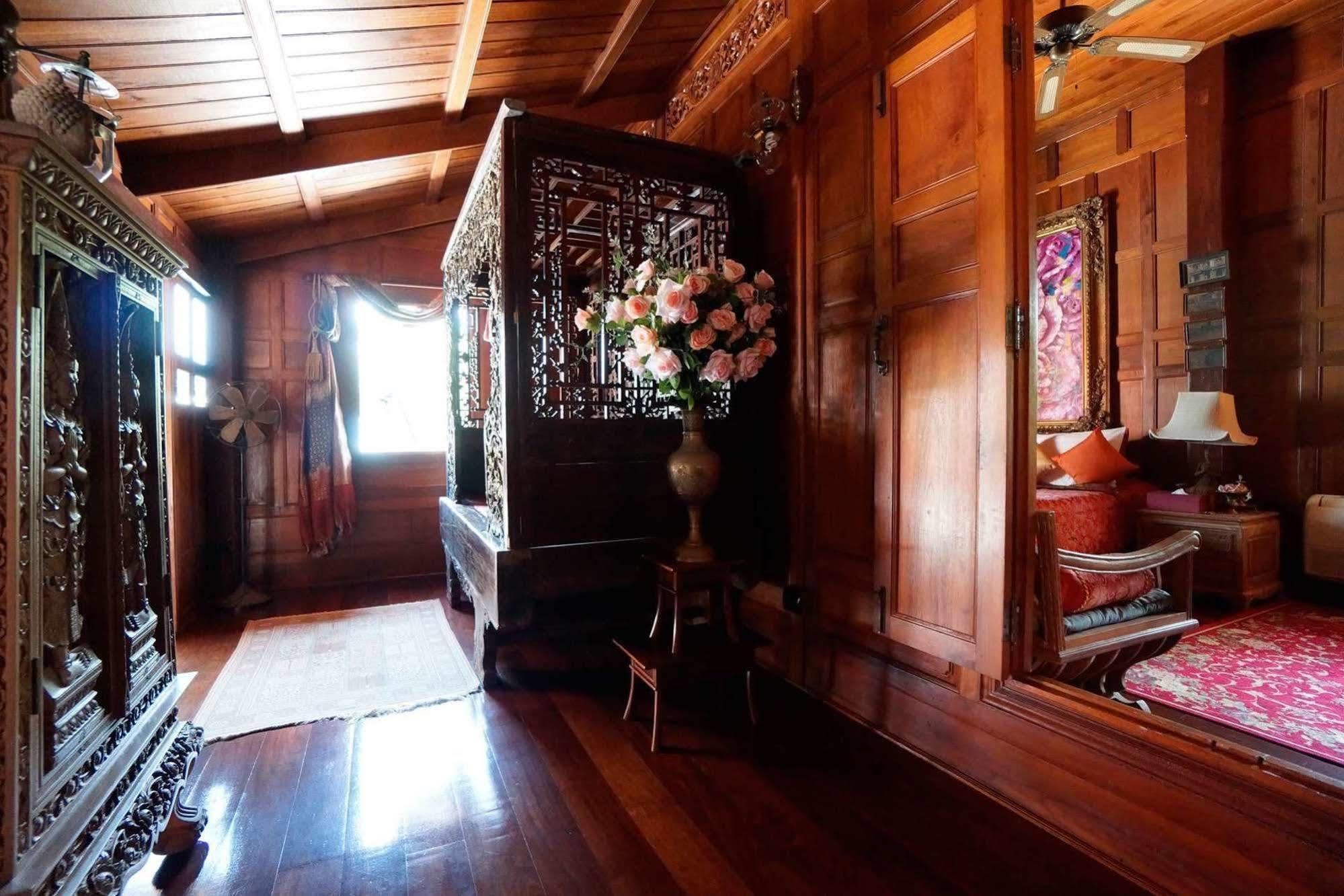 Hotel Baan Sang Pathum à Rawai Extérieur photo